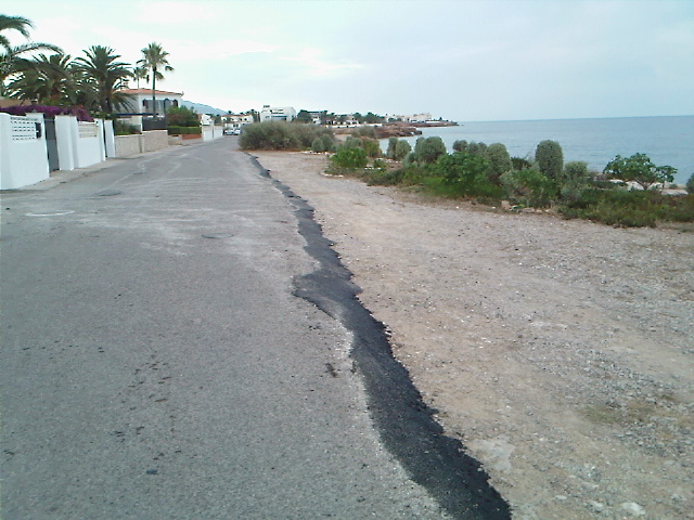 ASFALTAT DE CARRERS????   NO DEIXEU DE VORE LES FOTOS AMPLIADES.